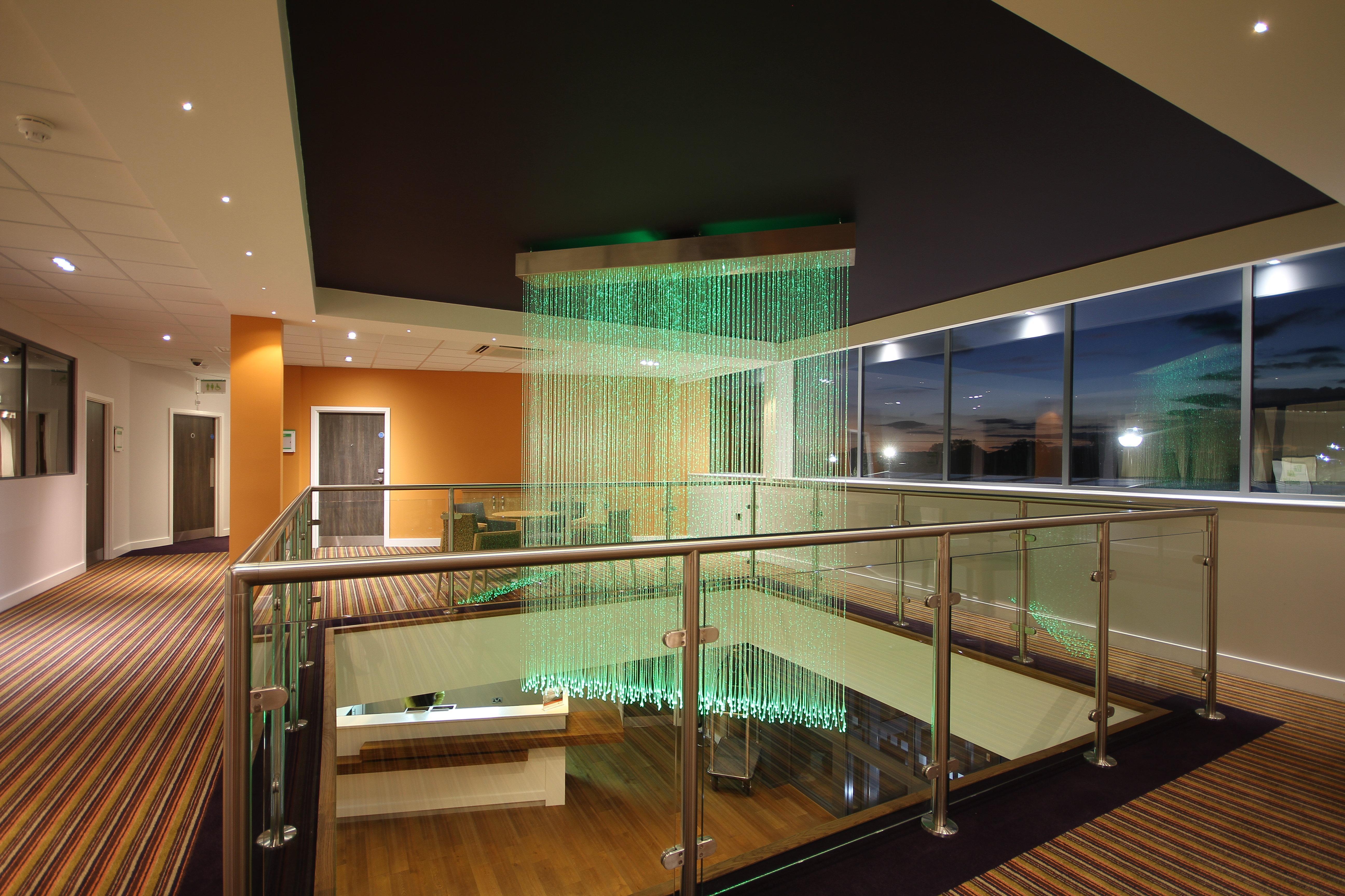 Holiday Inn Huntingdon Racecourse By Ihg Ngoại thất bức ảnh