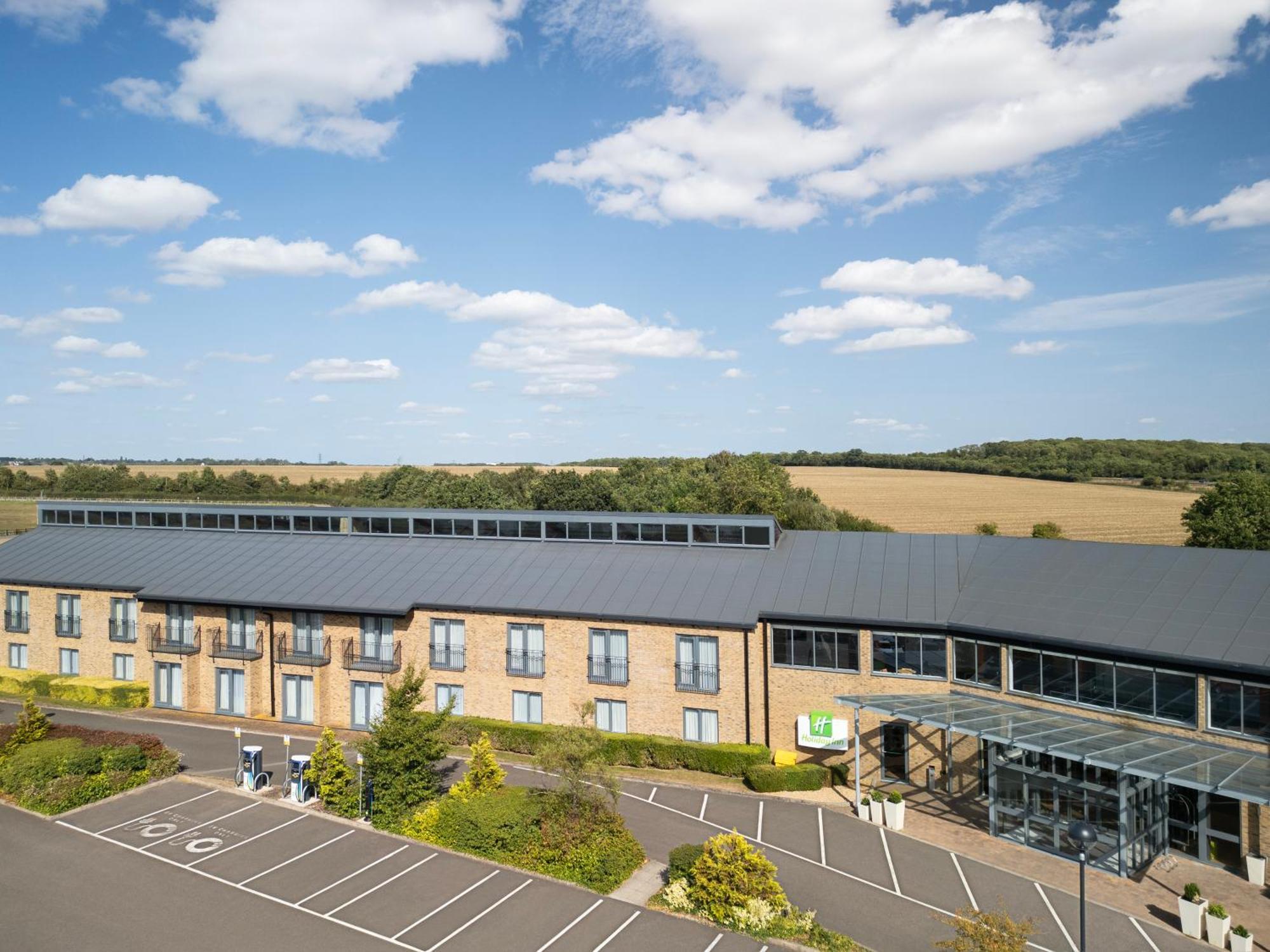 Holiday Inn Huntingdon Racecourse By Ihg Ngoại thất bức ảnh