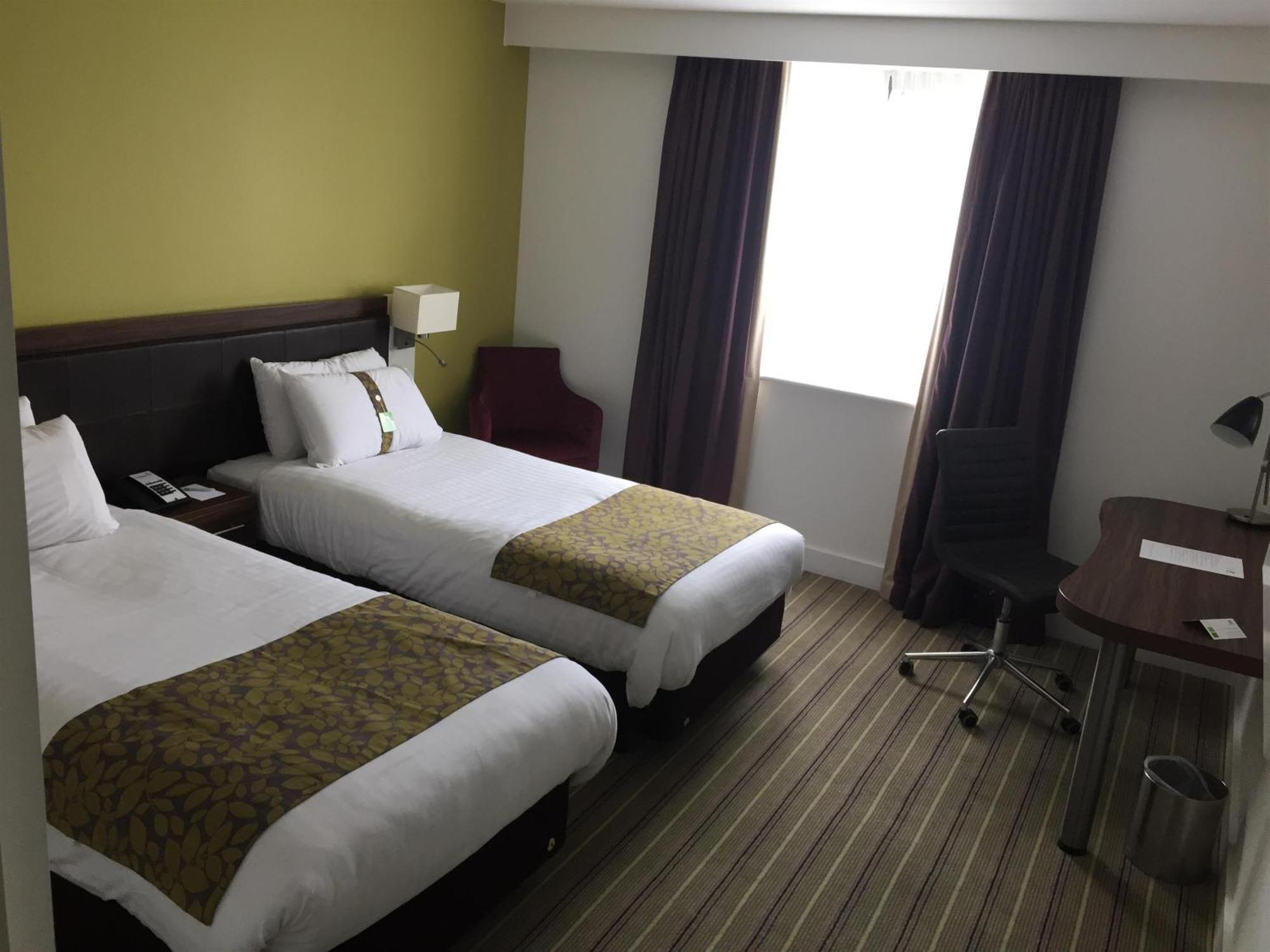 Holiday Inn Huntingdon Racecourse By Ihg Ngoại thất bức ảnh